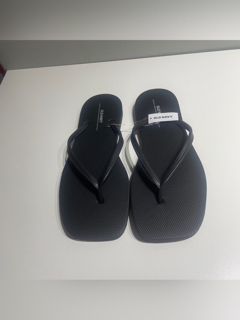 Square Toe Flip flops Black Brand New Old Navy Sold out online Size 7 
2 pairs